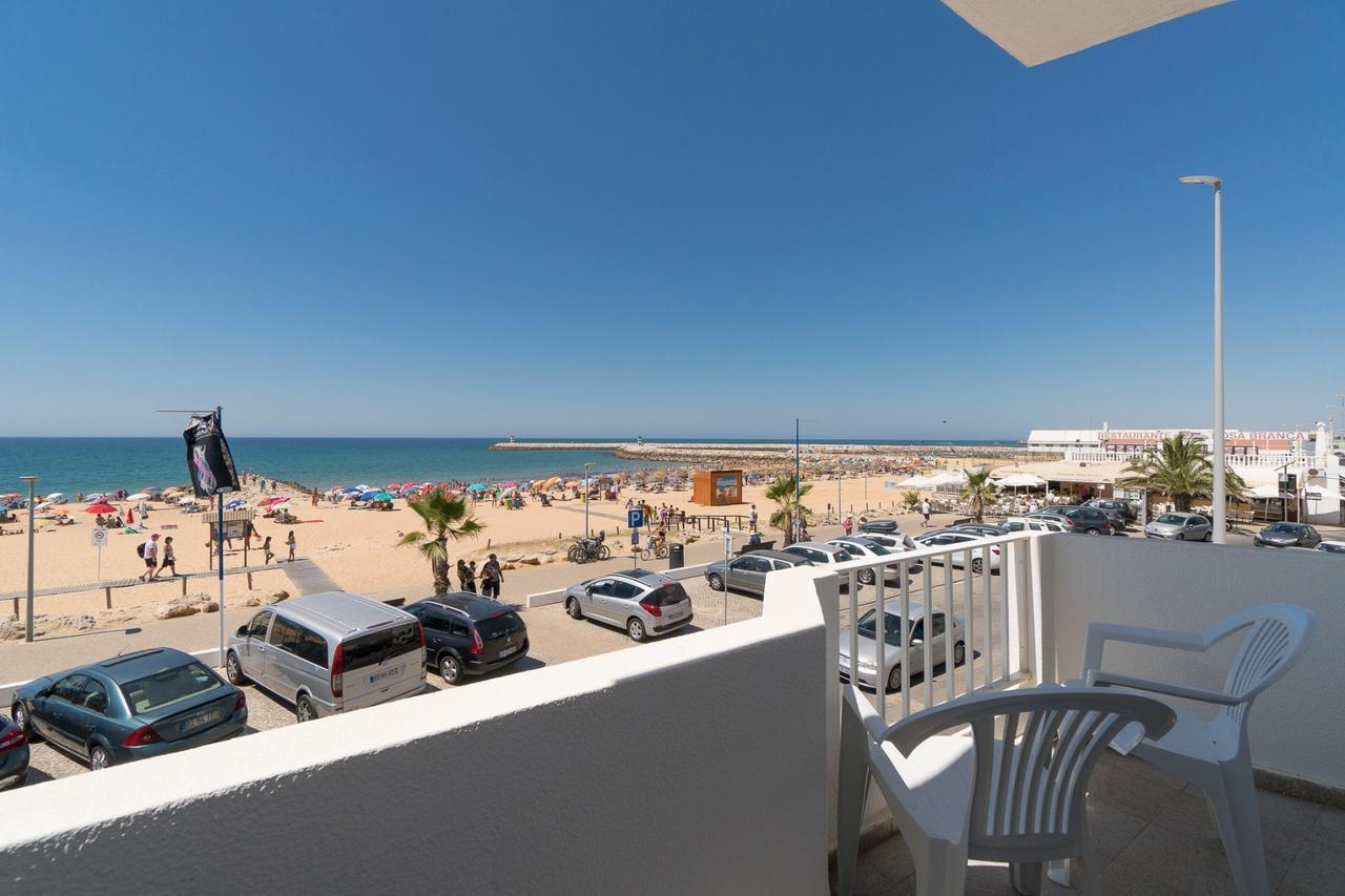 شقة T2 Avenida- Frente Mar, Ar-Condicionado, Wifi كوارتيرا المظهر الخارجي الصورة